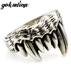 Gothic Fang Ring